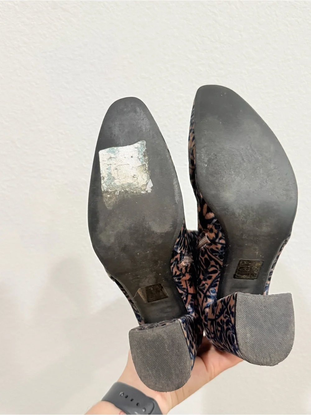 Free People Floral Velvet Ankle Boots Boho Western Coastal Cowgirl Size 6.5 (37) - Picture 5 of 7
